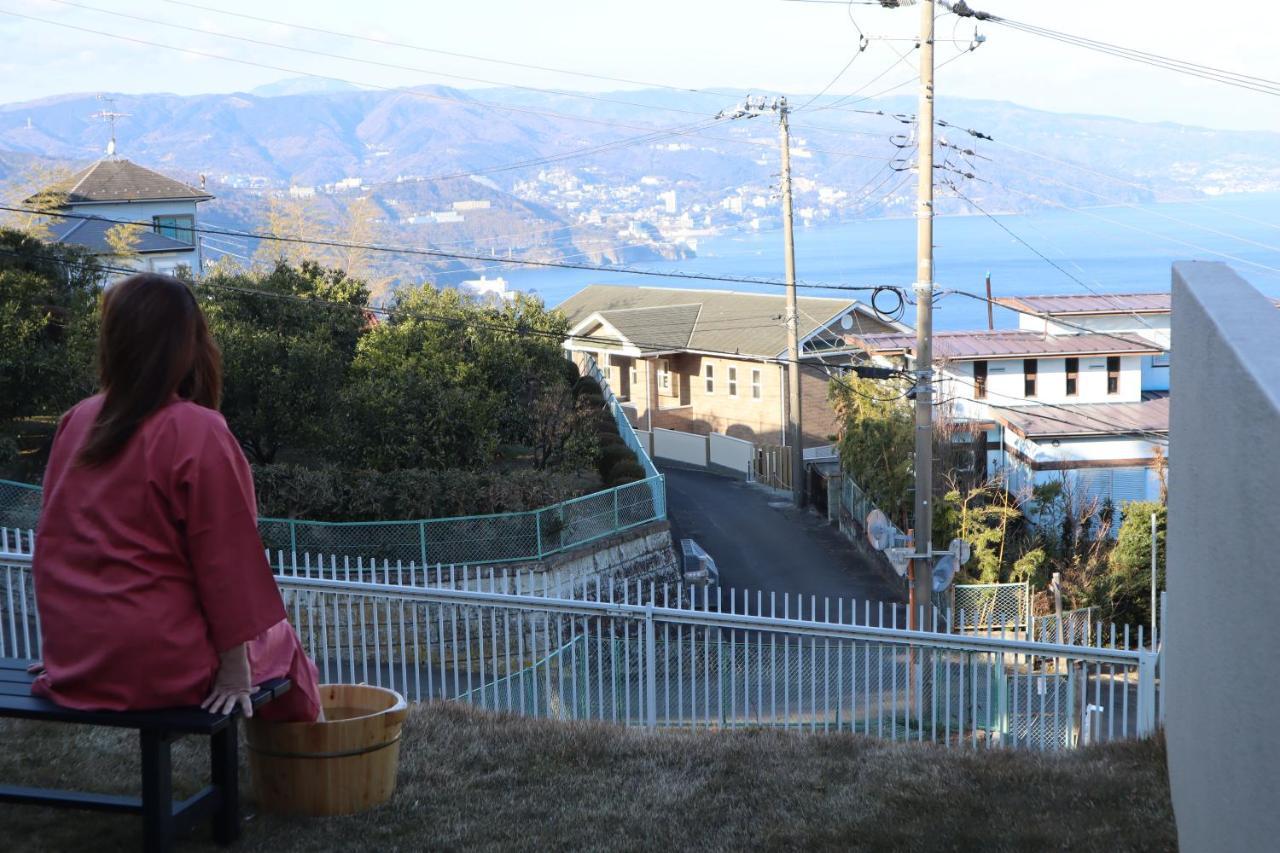 熱海の海が一望できる温泉付貸別荘 満月あじろ Mitsukiajiro Atami  Dış mekan fotoğraf